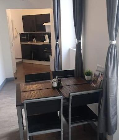 Appartement Coeur De Ville! 푸아 외부 사진