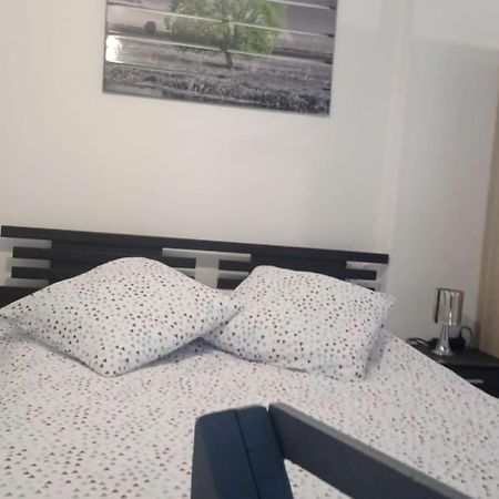 Appartement Coeur De Ville! 푸아 외부 사진