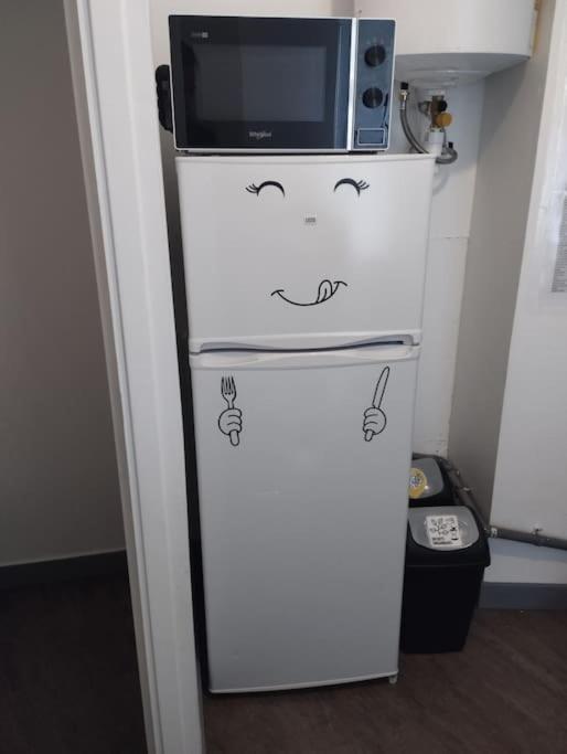 Appartement Coeur De Ville! 푸아 외부 사진