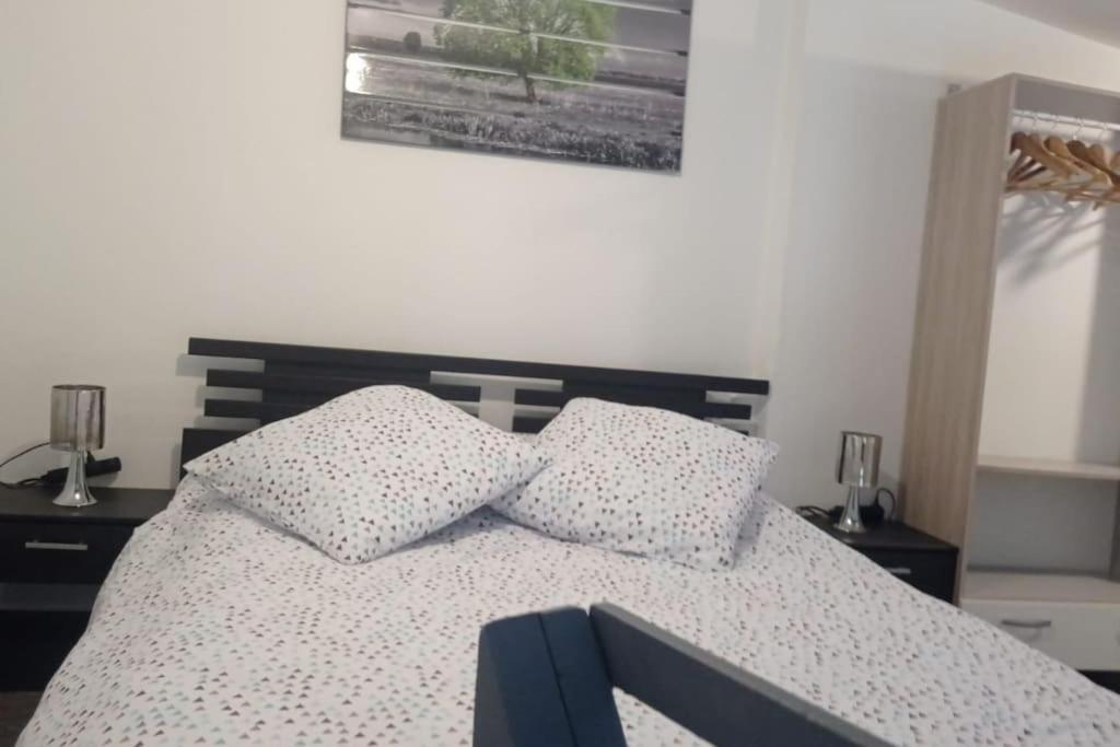 Appartement Coeur De Ville! 푸아 외부 사진